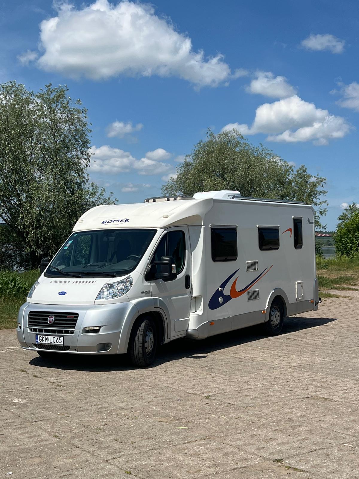 Pi-Kamp Premium — Fiat Ducato 3.0 · 160 KM · rocznik 2012 · półintegra